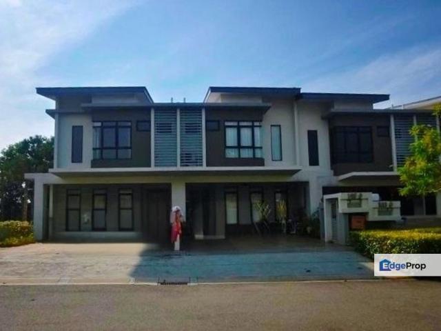 Maple Residence