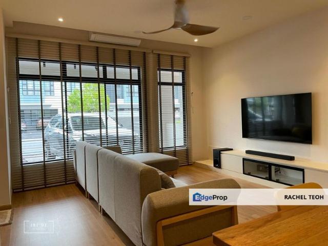 Maple Residence