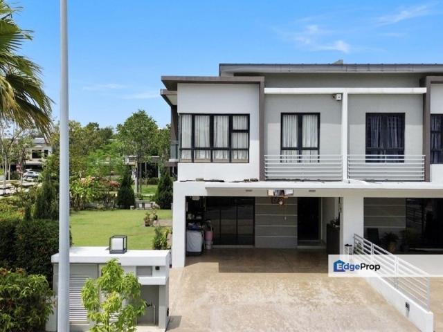 Maple Residence