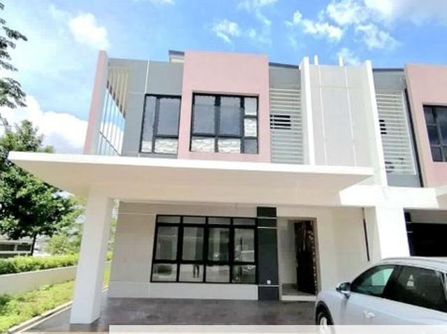 Maple Residence