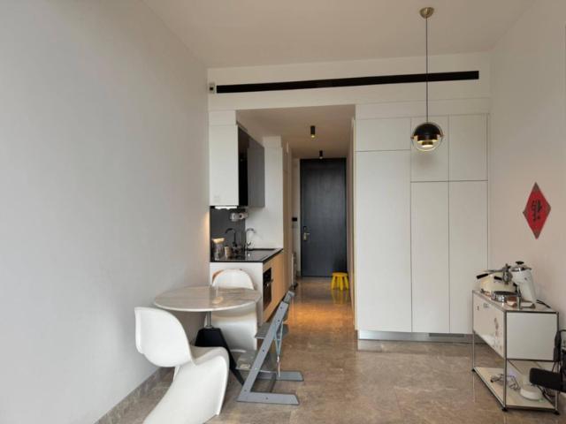 Martin Modern Apartment For Rent, $6,599, 2 Bed 2 Bath 764 sqft $8.64 psf