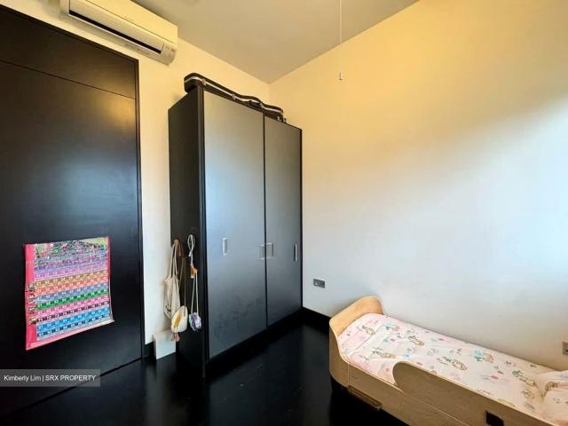 Martin Modern D9, Condominium