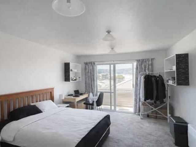 Martin Square Studio Apartment