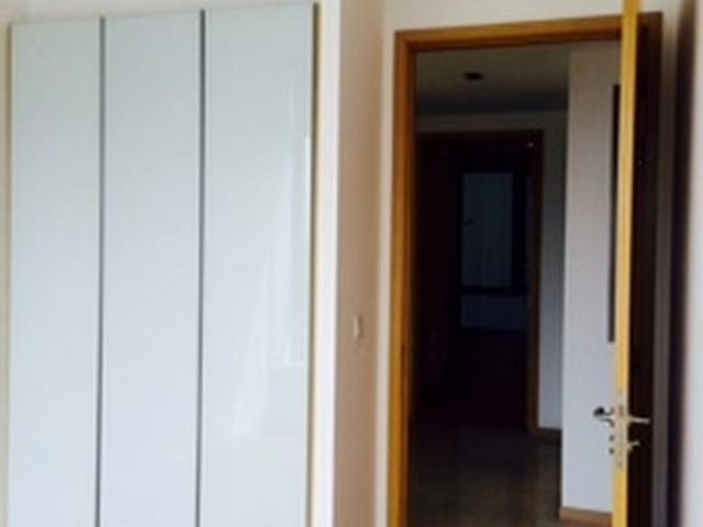 Martin Place Residences D9, Condominium