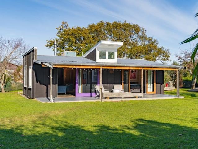 Martinborough, 2 bedrooms