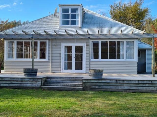 martinborough, 3 bedrooms