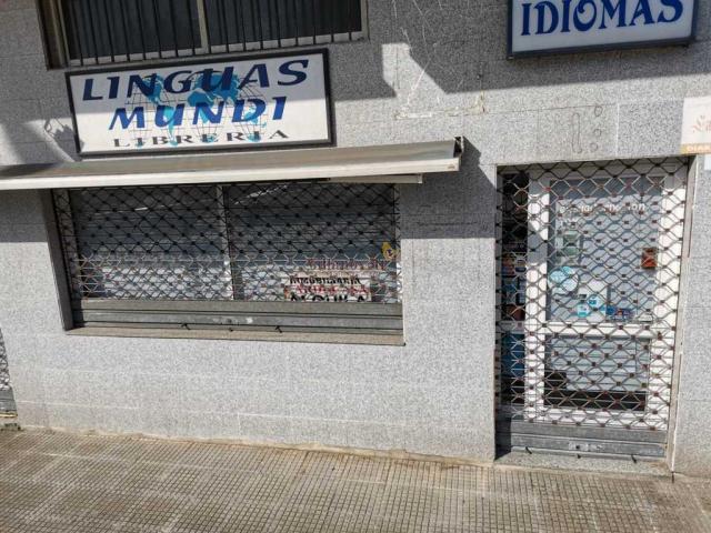 MARTINEZ GARRIDO, LOCAL DE 30 METROS CON ESCAPARATE
