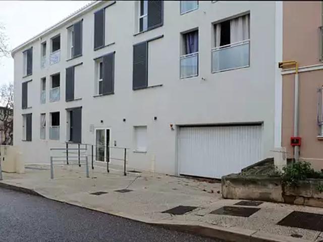 Martigues 13500 Location parking