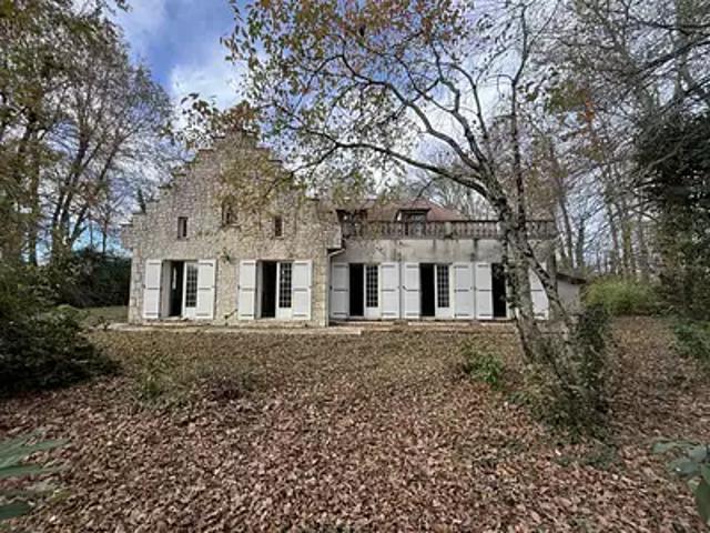 Martignas sur Jalle 33127 Achat / Vente maison 8 pièces t8 au dernier étage parking