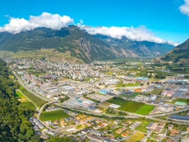 Martigny Grundstück für tertiäre Entwicklung und