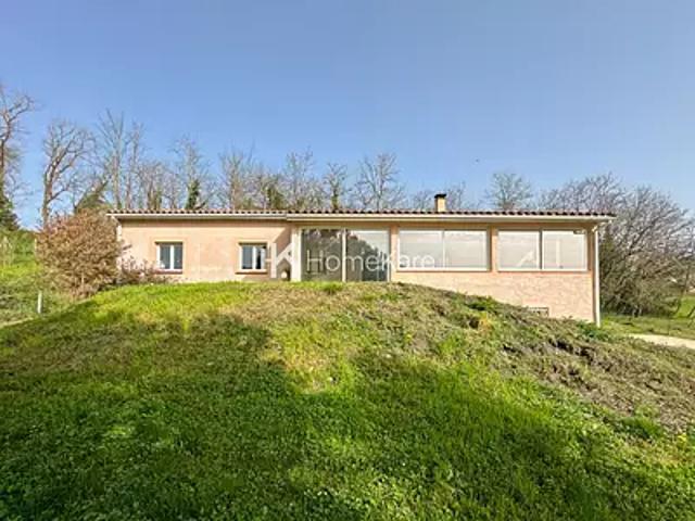 Martres Tolosane 31220 Achat / Vente maison 6 pièces t6 piscine terrasse