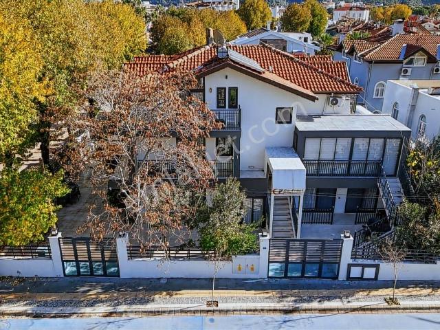 Marvera' Dan Marmaris İçmeler' De Emsalsiz Satılık Ticari Bina