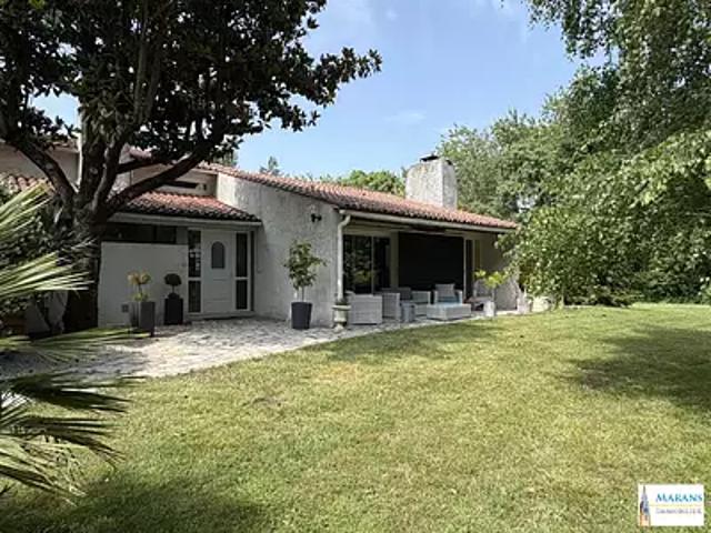 Marans 17230 Achat / Vente maison 10 pièces t10 piscine terrasse