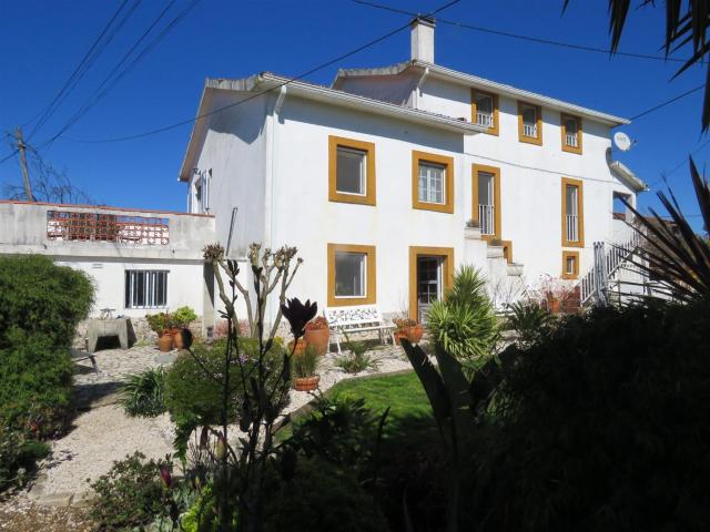 Maravilhosa casa de aldeia com 4 quartos e ótimas vistas, si. 260m² Pedrógão Pequeno
