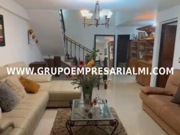 Maravillosa Casa Amoblada En Arriendo Sector Alejandría Cod: 32188