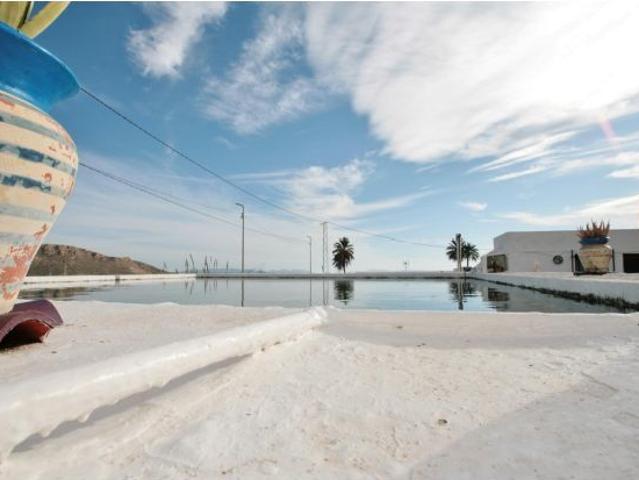 MARAVILLOSA FINCA EN NIJAR VILLA