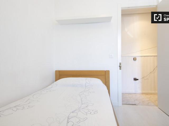 Maravillosa habitación en piso en Puerta del Ángel, Madrid