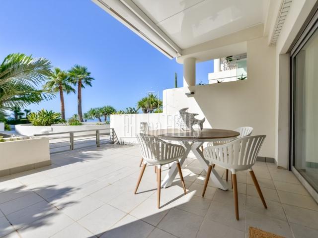 Maravilloso y cómodo apartamento en Mascarat Beach con 2 dormitorios