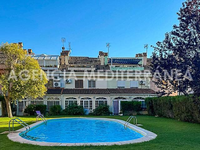 ¡ Maravilloso Bungalow en una Urbanización Consolidada a 5 M. 134m² Terramelar