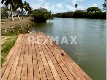 Maravillosos Terrenos campestres con frente de Agua