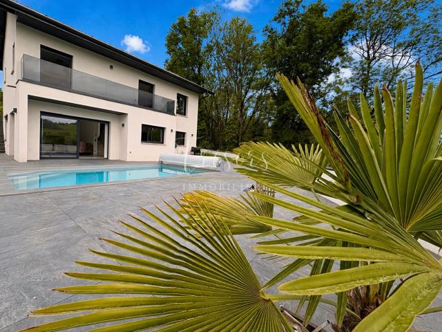 Maison familiale moderne 6 pièce s 123 m2