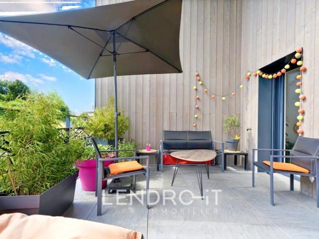 MARCELLAZ ALBANAIS Superbe appartement contemporain 4 pièces Duplex avec garage et places privatives inclus