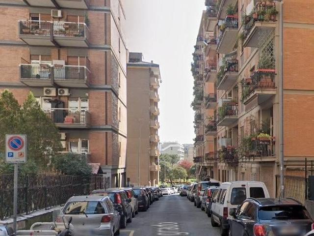 Marconi soleggiato monolocale arredato
