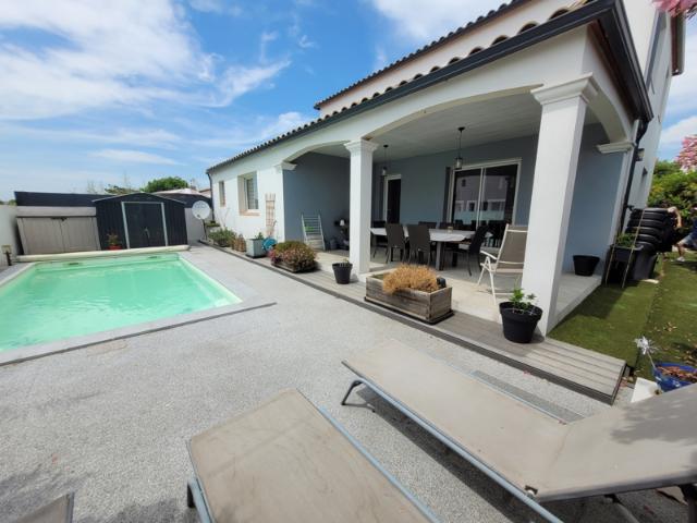 MARCORIGNAN Belle Villa de type V sur 2 niveaux, sur terrain