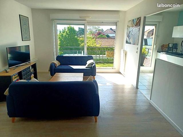 MARCQ PELLEVOISIN T3 rénové env. 69 m² Balcon sud est Cave/ Garage