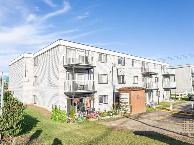 Marcus Manor 2 Bedroom Apartment for Rent at 10203 156 St Nw, Edmonton, AB T5P 2R2 Canora