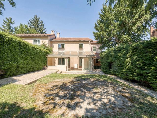 MARCY L'ETOILE Maison familiale 120m2 6 pièces avec verriè