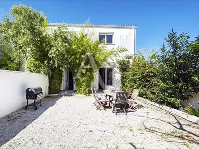 Marennes Hiers Brouage 17320 Achat / Vente maison 4 pièces t4 au dernier étage