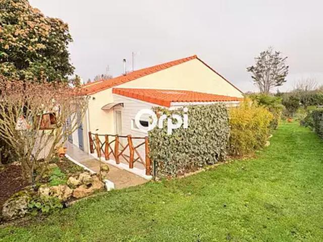 Marennes Hiers Brouage 17320 Achat / Vente maison 4 pièces t4 jardin terrasse