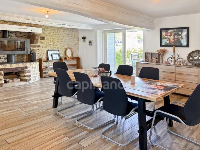 MARESCHE 72 à vendre longère 4 chambres sur 7300 m2
