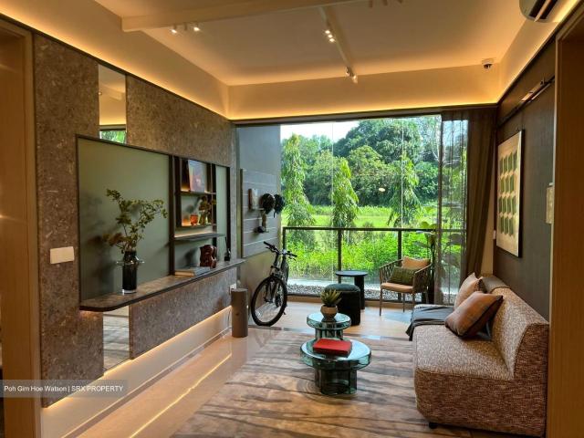 Margaret Drive D3, Condominium