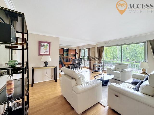 MARGENCY Appartement avec cave, balcon et parking
