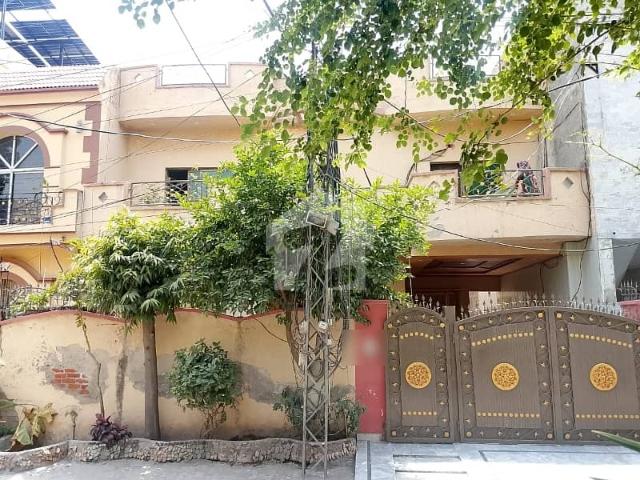 Marghzar Officers Colony House Sized 10 Marla For sale