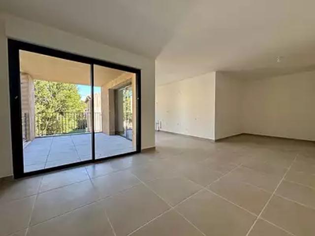 Marguerittes 30320 Achat / Vente appartement 3 pièces t3 terrasse
