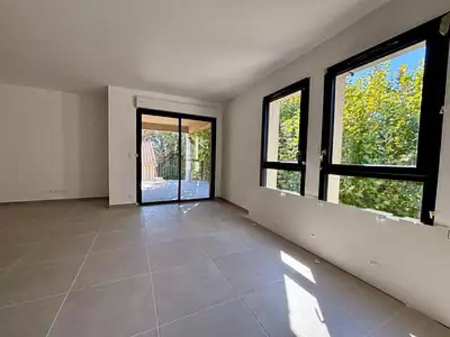 Marguerittes 30320 Achat / Vente appartement 4 pièces t4 terrasse balcon