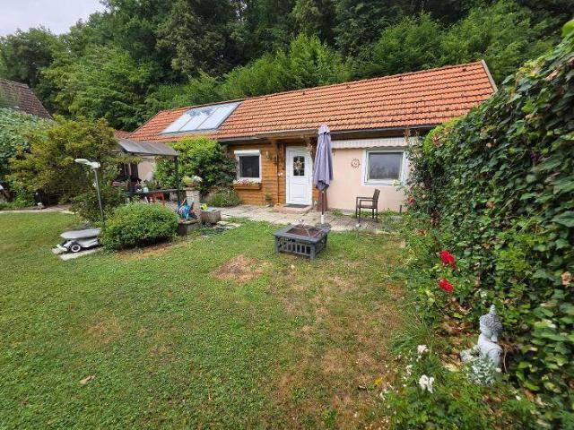 Maria Saal, Tiny House Bungalow ca. 60 m², Garagen mit Carport, großes Grundstück