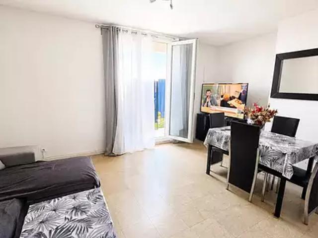 Marignane 13700 Achat / Vente appartement 3 pièces t3 au dernier étage
