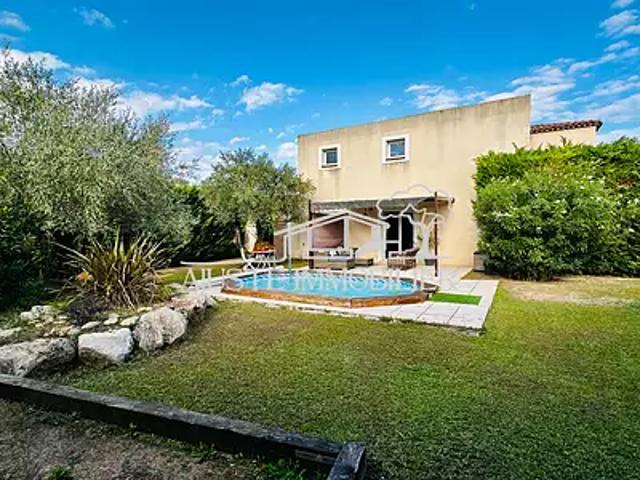 Marignane 13700 Achat / Vente divers 7 pièces au dernier étage