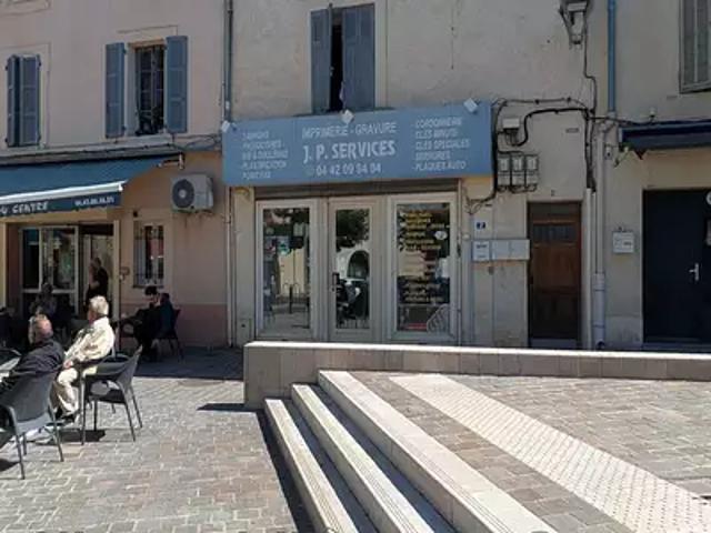Marignane 13700 Location divers