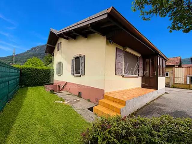 Marignier 74970 Achat / Vente maison 4 pièces t4 au dernier étage cave