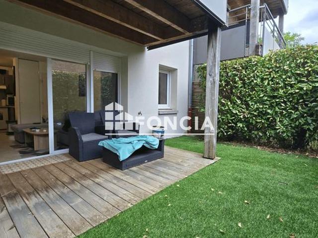 MARIGNIER: Appartement T1 BIS loué avec jardin + Garage