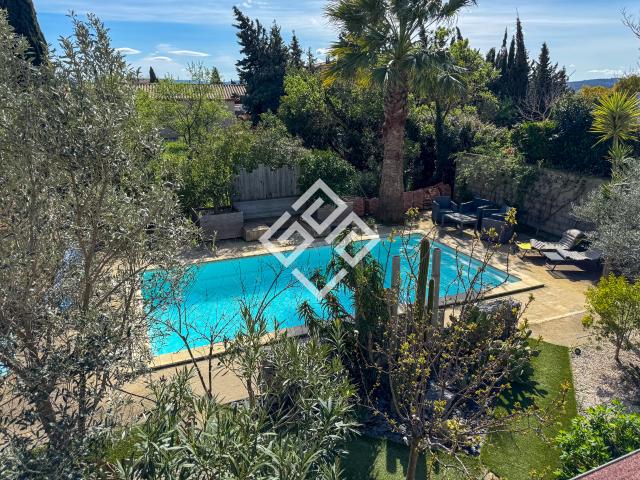 Marie Charmante Maison avec piscine