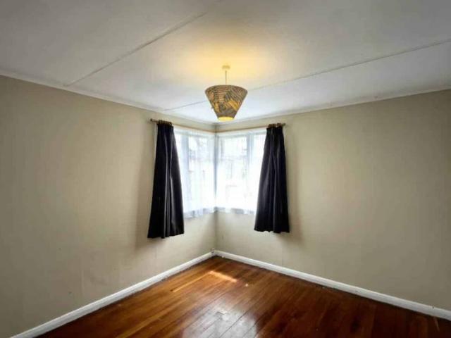 Marion Ave, Mt Roskill