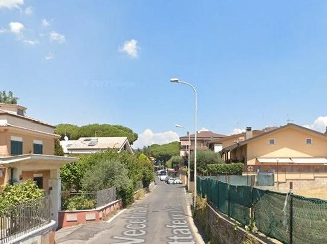 Marino ampio monolocale soleggiato
