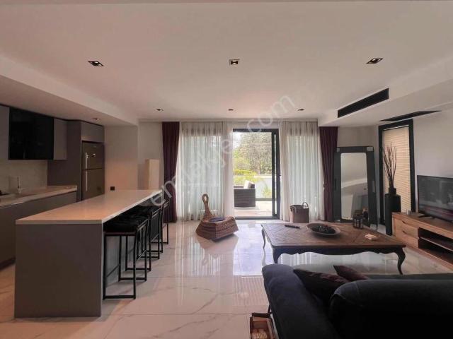 Marinaya Yürüme Mesafesinde,modern Tasarımlı, Full Eşyalı 2+1