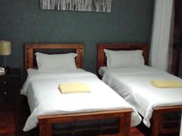Marina Court Corner Lot Fully Furnished 4 Bedroom 2 Bathroom